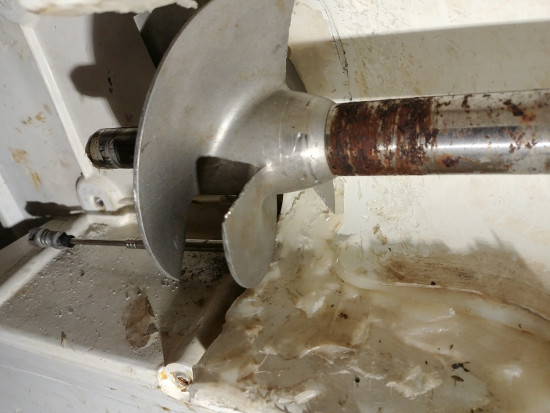 marks on jetski impeller.jpg
